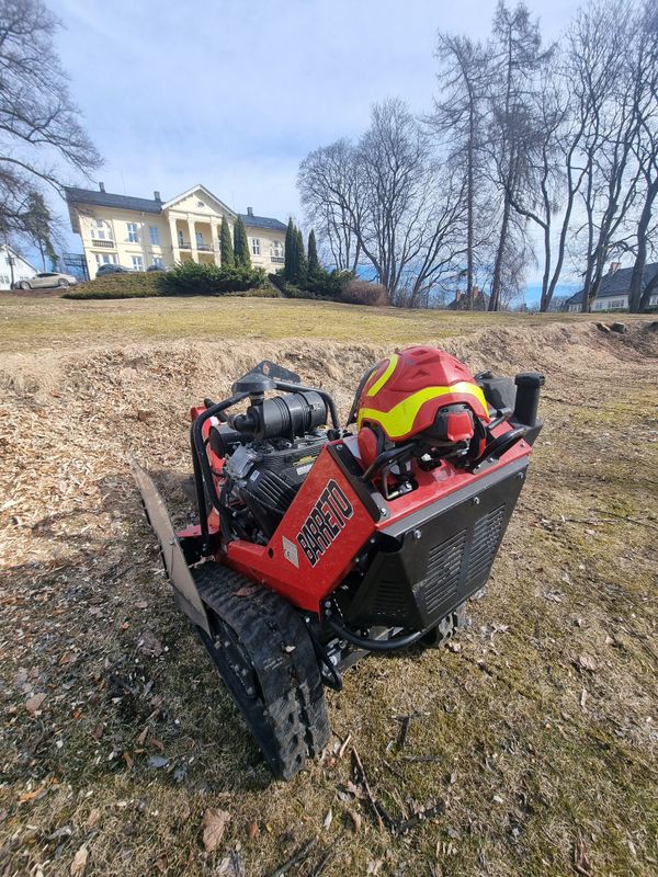 Stubbefresing i hage, MR Trefelling Asker og Hurum